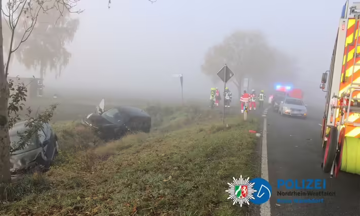 Schwerer Unfall in Ahlen: Sechs Verletzte und 45.000 Euro Schaden!