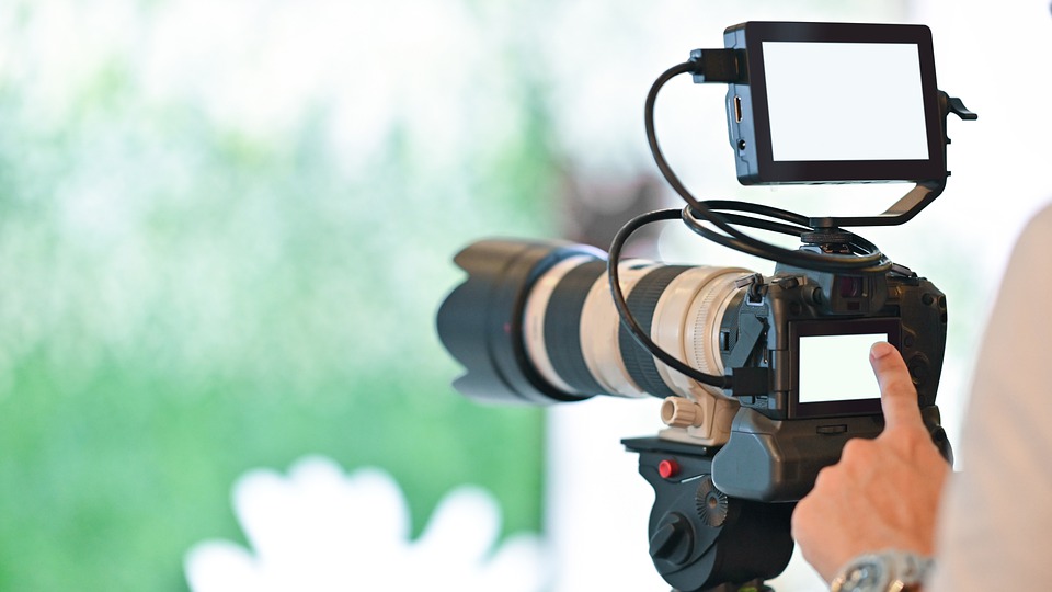 TikTok-Taoiseach im Fokus: Irland geht zur Wahl