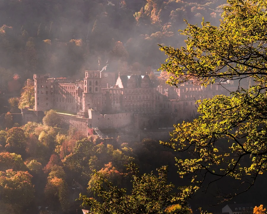 Kathreinmarkt Schloss Gschwendt: eintauchen in eine vorweihnachtliche Welt – Steyr News