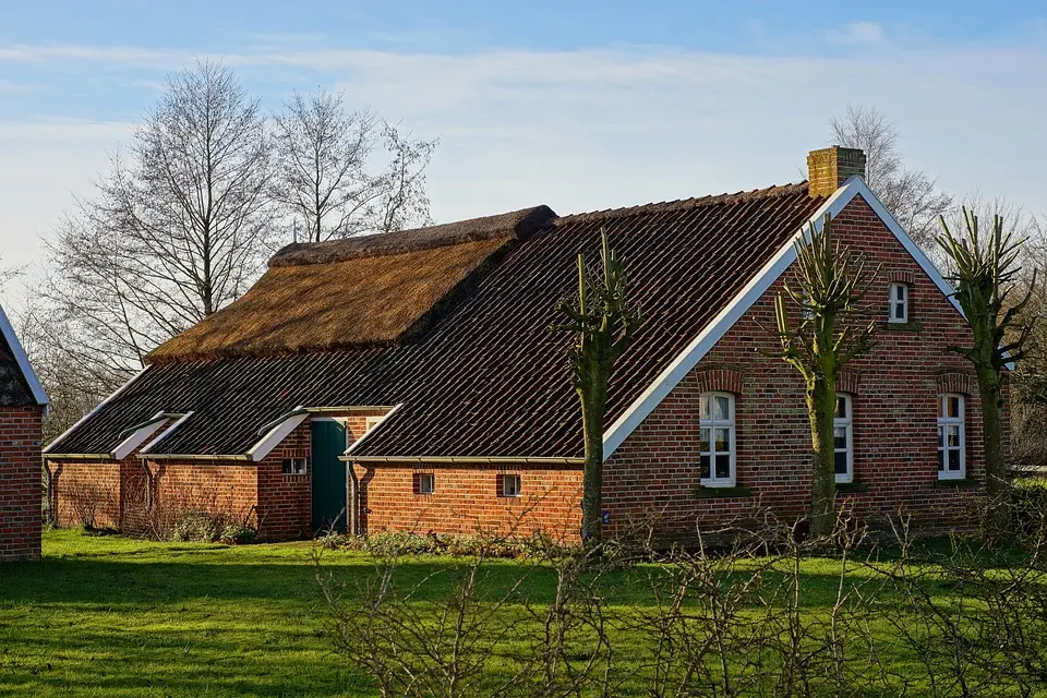 Katholische Kirche KärntenGroßes Privileg für Wolfsberg: Bischof Josef Marketz ernennt Markuskirche 
zu einer der JubiläumskirchenJedes 25. Jahr erklärt die Katholische Kirche zu einem Heiligen Jahr, 
dessen sichtbares Zeichen die Öffnung Heiligen Pforte des Petersdomes in 
Rom ist..vor 22 Minuten