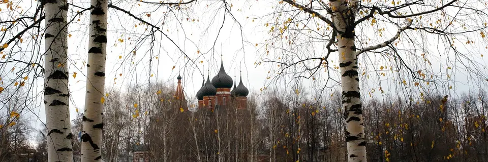 Russia claims capture of eastern Ukrainian town as fighting rages in Kursk