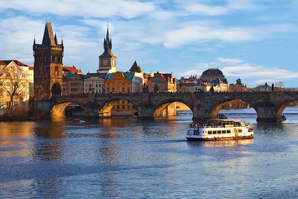 Charles III. ehren kriegshelden zum 80. VE-Day-Jubiläum
