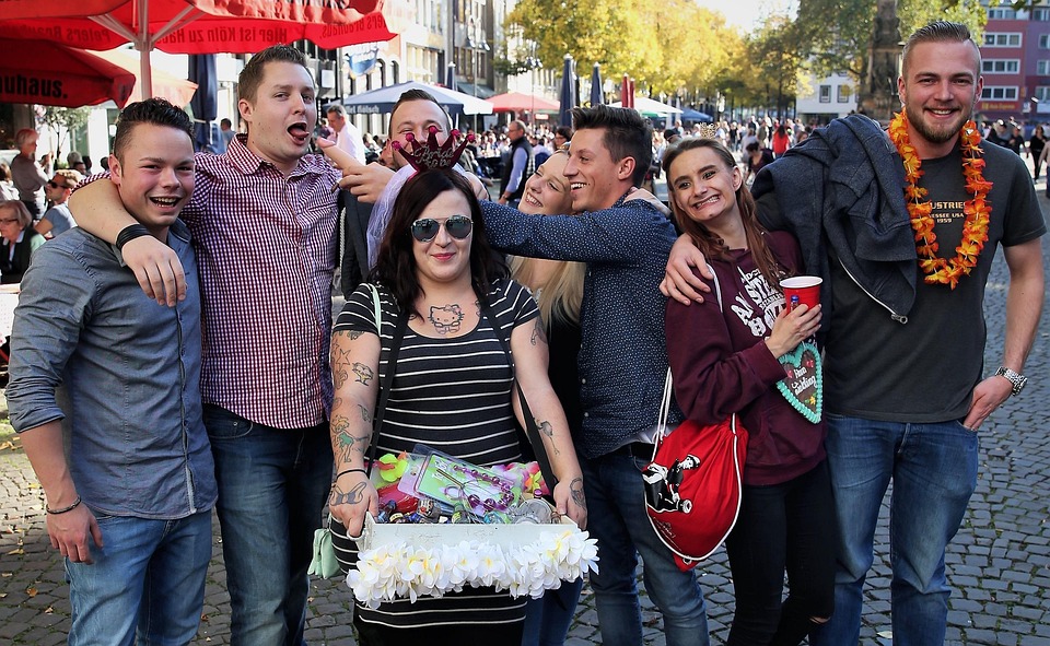 Ellen Miles bringt mit Guerrilla Gardening Hoffnung durch Pflanzen.