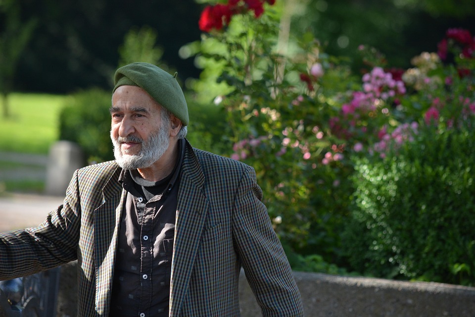 Iran weist Trumps  Drohungen  zurück, Gespräche über Atomprogramm gehen weiter