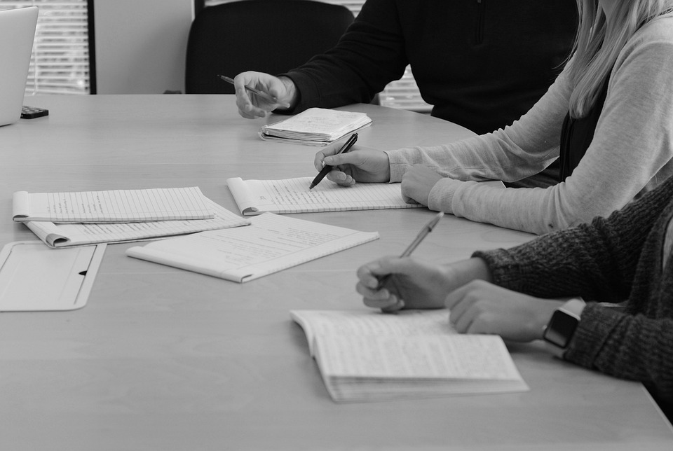 Trump-Behörden treffen China für mögliche Handelsverhandlungen