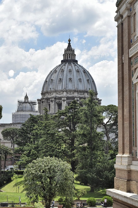 Papst Leo lobt Journalisten für Berichterstattung über Missbrauchsskandal