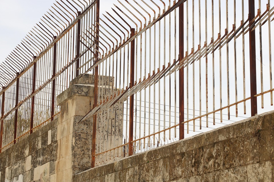 Trump verzögert Iran-Angriff: Israel bleibt in Unsicherheit