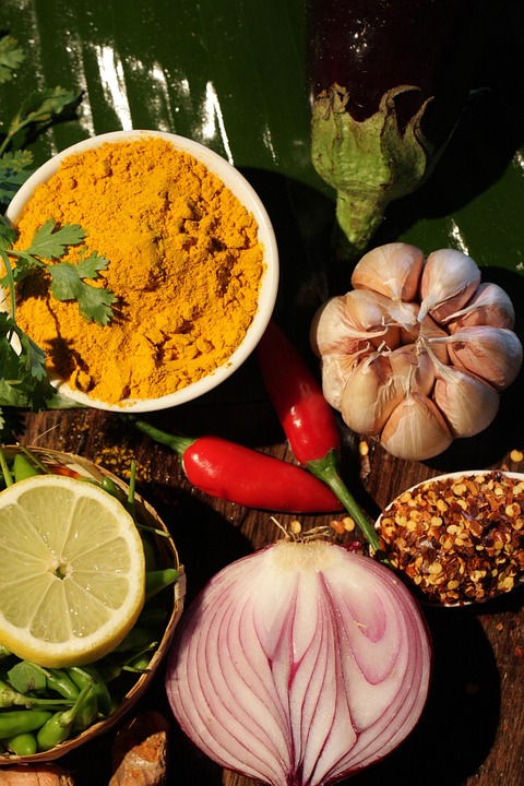 Thailändische Polizei verhaftet Frau wegen Erpressung von Mönchen