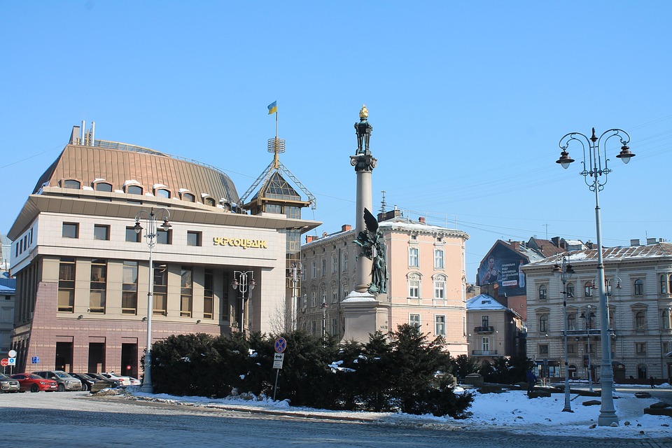 Trump kündigt Raketenhilfe für die Ukraine an, aber Sanktionen gegen Russland fehlen