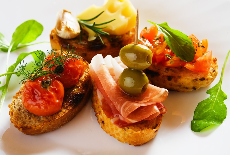 Chinesisches Kriegsschiff rammt Küstenwache bei Verfolgung philippinischer Boote