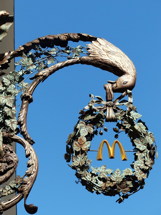 Pokémon-Fans: McDonald s Japan sorgt für massive Lebensmittelverschwendung