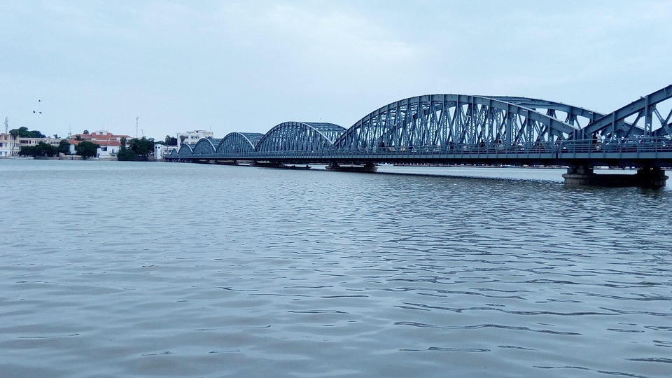 Senegals  Ehemanneschulen  schützen Mütterleben