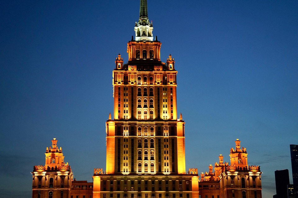 Ukraine will Waffenruhe, Putin und Trump streben Friedensabkommen an