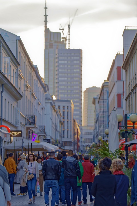 Fußgänger in Klaus beim Überqueren angefahren: Schockierende Details!
