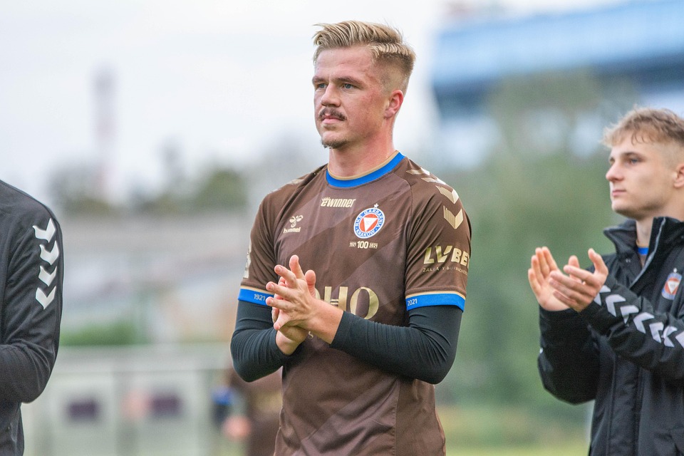 Hahnenkamm-Rennen: Athleten begeistern auf der perfekten Streif!