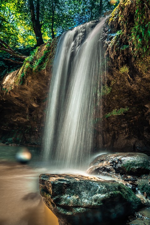 Iran im Aufruhr: Proteste gegen Regime trotz Internet-Sperre!
