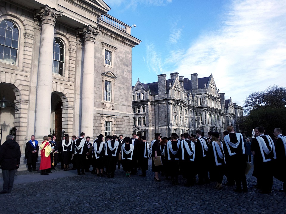 Kreativraum für alle: Veranstaltungen im Bücherladen starten!