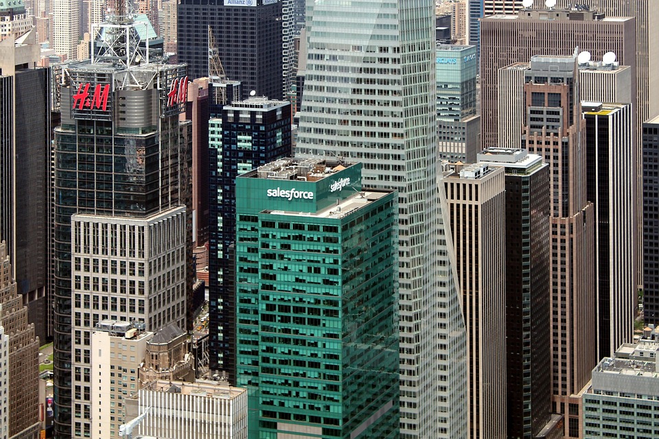 Kritik aus den USA: Van der Bellen und das umstrittene Kopftuch-Video!