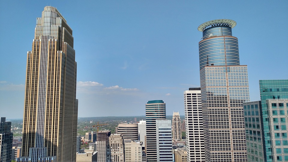 Minnesota scheitert vor Gericht: Proteste gegen brutale ICE-Razzien!