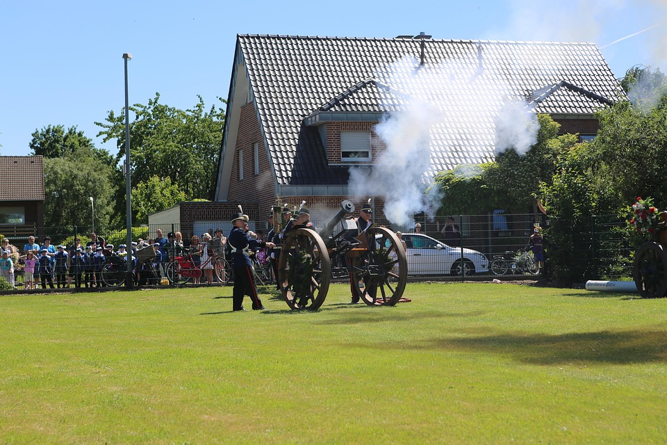 Tödliche Schüsse in Minneapolis: Proteste gegen ICE-Einsätze explodieren!