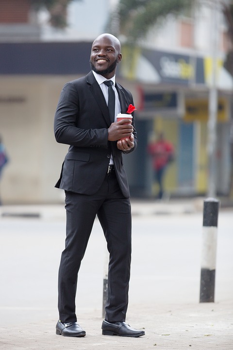 Vorarlberger Unternehmer in Nigeria: Geldwäscheverdacht sorgt für Aufsehen!