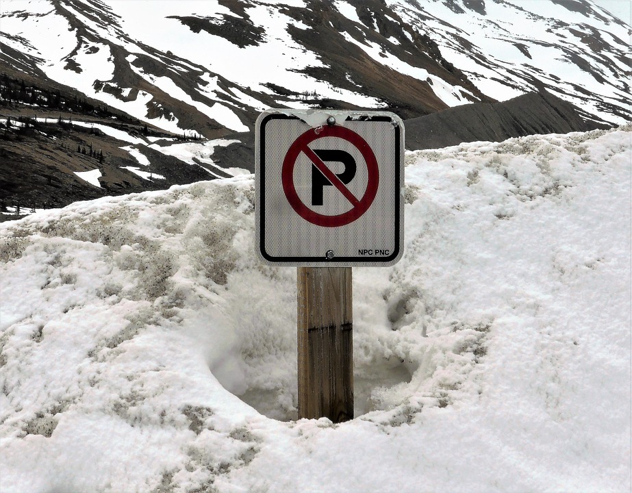 Wiener Mann droht Partnerin: Polizei greift ein und verhängt Verbot!