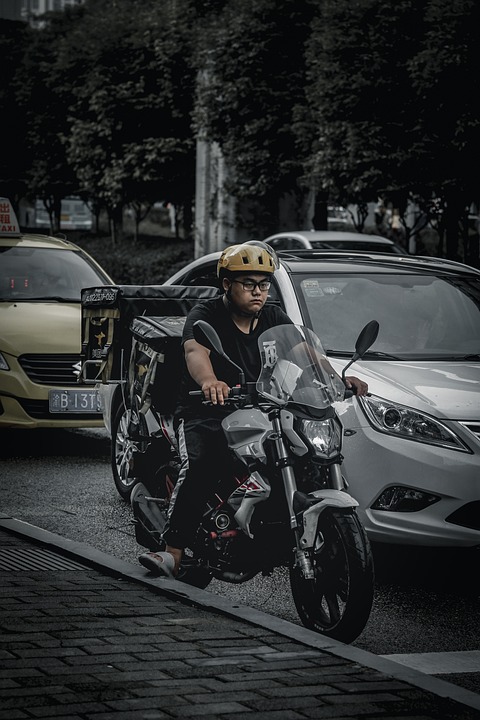 Auffahrunfall bei Spittal: Zwei Frauen verletzt, Fahrer unter Alkohol!