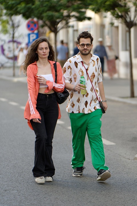 Betrunkener Linzer Fußgänger von Bus erfasst – Notruf rettet Leben!