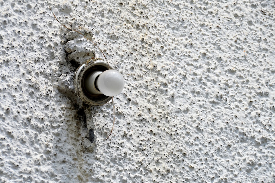 Energiekrise zwingt 325.000 Ukrainer zur Flucht – Hilfe dringend nötig!