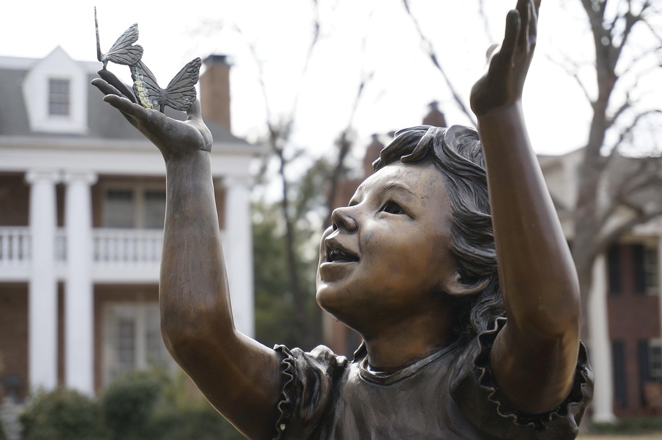 Hütter erkämpft Bronze im Super-G: Brignone feiert Comeback-Gold!