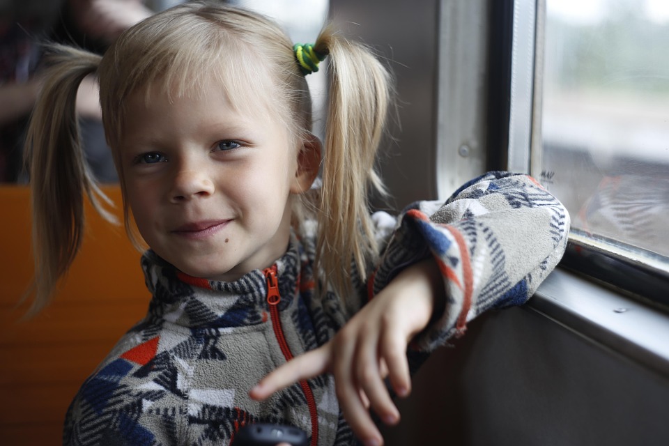 Lisa Eder verpasst Medaille knapp – Olympisches Drama in Predazzo!