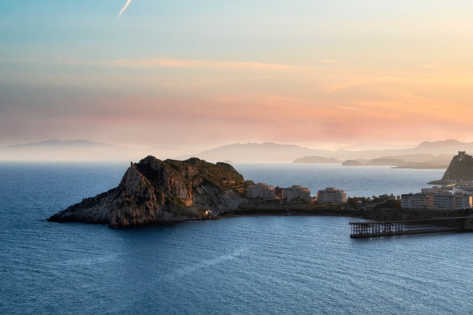 Mandelson im Zwielicht: Skandal um Epstein-Ermittlungen erschüttert London!