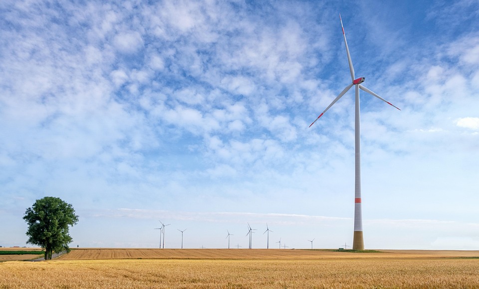 Österreichs Windkraft: Schneller Ausbau nötig für Energiesicherheit!
