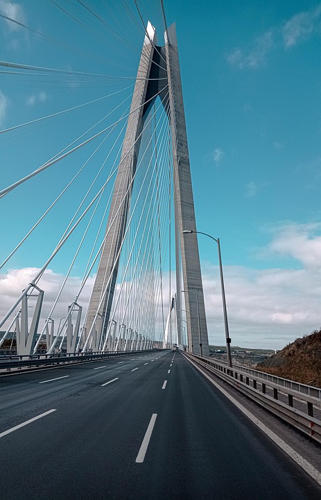 STRABAG-Chef enthüllt: Infrastruktur ist der Schlüssel zur Zukunft!