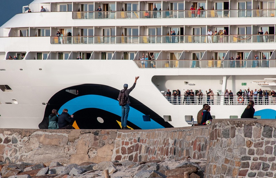 Schock auf Jet2-Flug: Passagiere prügeln sich, Notlandung in Brüssel!
