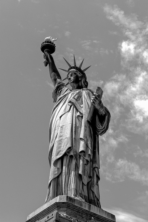 USA drängt China aus Lateinamerika – Panama-Kanal als neuer Test